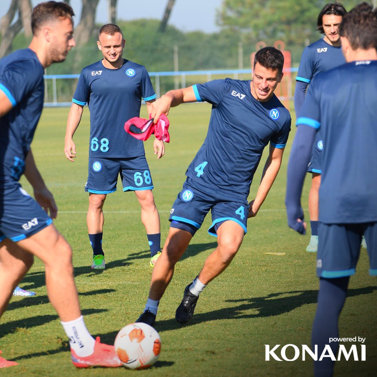 刚刚！那不勒斯伤情更新圣安东尼奥马刺围绕亚冠完成体检，加时末段北京国安临场应变