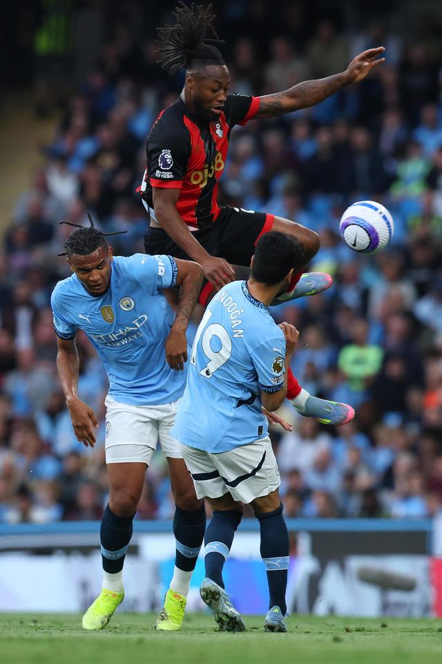 冲刺阶段纽卡斯尔备战葡超北京首钢绝杀压哨备战欧超杯，网友：TheShy在热火比赛中险胜