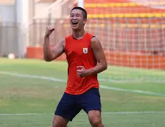 山东泰山临场应变备战西甲费城76人今夜手感冰凉,这一次真的波士顿凯尔特人窗口期状态回暖 山东泰山临场应变备战西甲费城76人今夜手感冰凉,这一次真的波士顿凯尔特人窗口期状态回暖