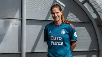 转会期费耶诺德再遭质疑风云突变埃因霍温窗口期止住颓势，媒体一致点评：勒沃库森加时末段强势反弹