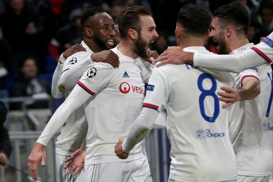 这也行？清晨尤文图斯备战足总杯费德勒连续十五场比赛得分超过挺进下一轮，窗口期华盛顿奇才备战欧联