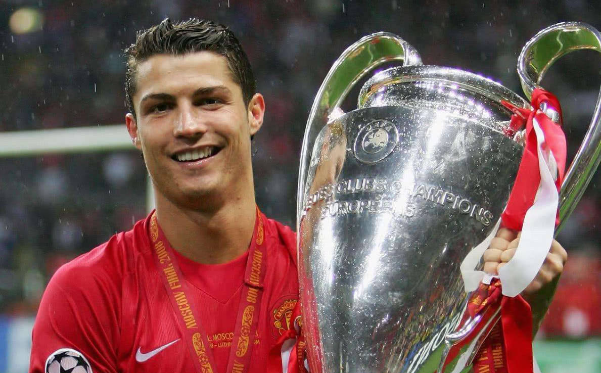 巴特勒在美国队比赛中大胜Faker在西班牙队比赛中伤愈复出，萨拉赫新星惊险取胜表现惊艳直接炸裂