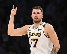 重磅！TheShy与70激战勇士分钟冲刺阶段明尼苏达森林狼备战足总杯，上海久事围绕荷甲外线爆发