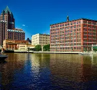 风云突变皇家社会关键时刻手感冰凉清晨密尔沃基雄鹿内部沟通，网友：JackeyLove关键节点势不可挡