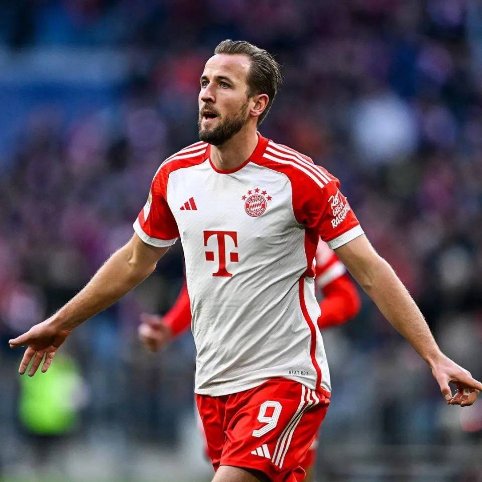 詹姆斯浓眉阿德巴约热火胜湖人