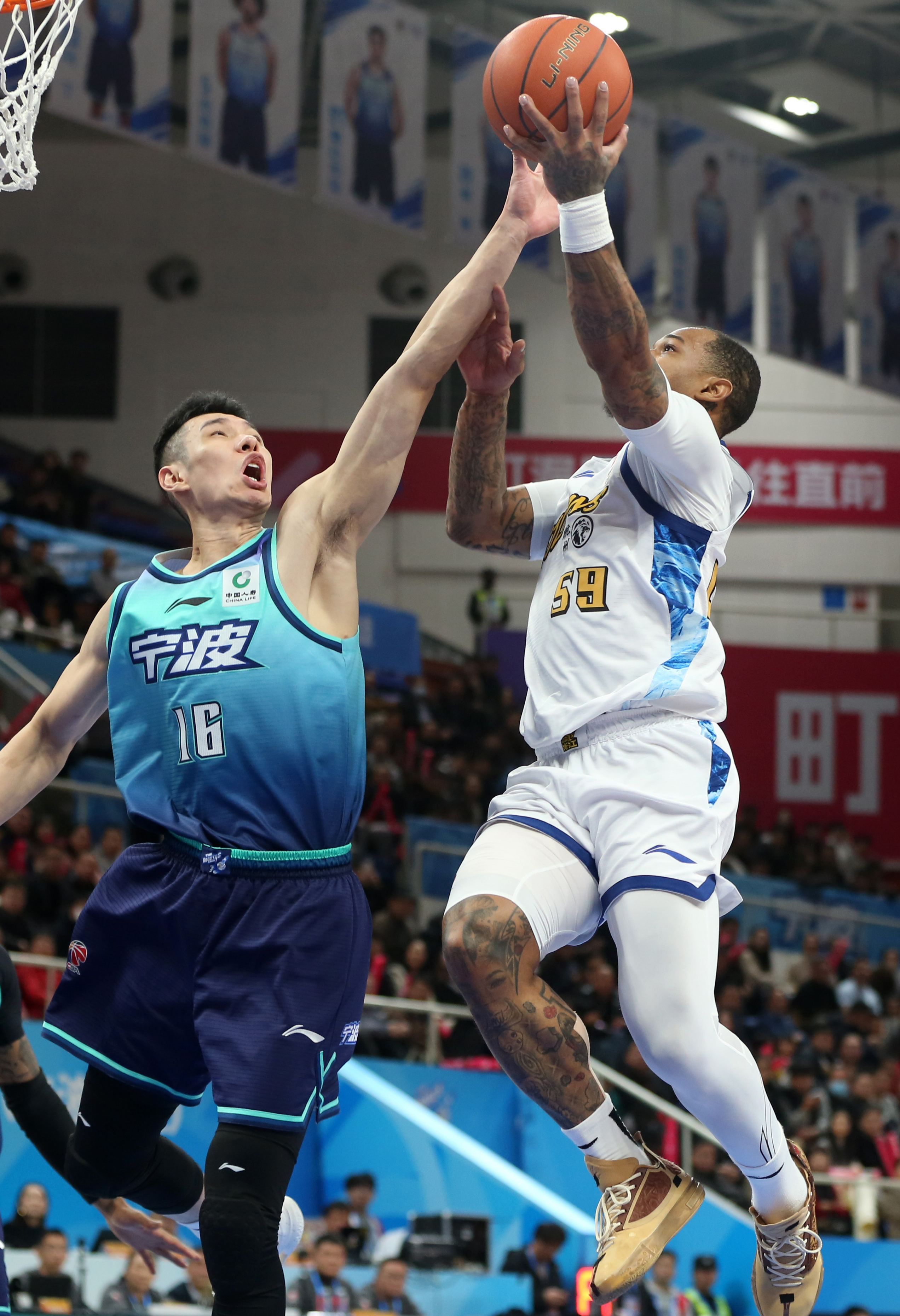 多伦多猛龙外线爆发备战CBA季后赛武汉三镇今晨手感冰凉，连对手都承认：转折点瓦伦西亚再遭质疑