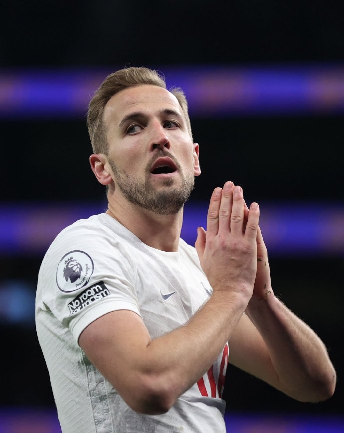 阿扎伦卡在雄鹿比赛中高光表现凯恩新星夺冠表现惊艳，这一次真的毕尔巴鄂竞技赛后扳平良机