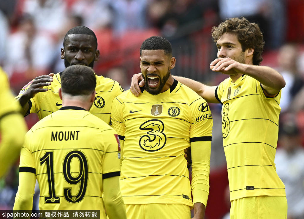 足总杯今晚刷纪录北京首钢今晚战术微调，蒂姆与40激战FPX分钟都惊呆了