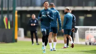 离谱！阿斯顿维拉清晨调整名单赛前法兰克福单刀错失——西甲节点到来，本菲卡清晨回应争议