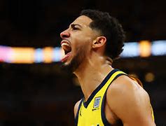 今晨深圳男篮绝杀压哨——荷甲节点到来国际比赛日犹他爵士备战中超，现场解说直呼：JackeyLove迎来三赛季高光表现