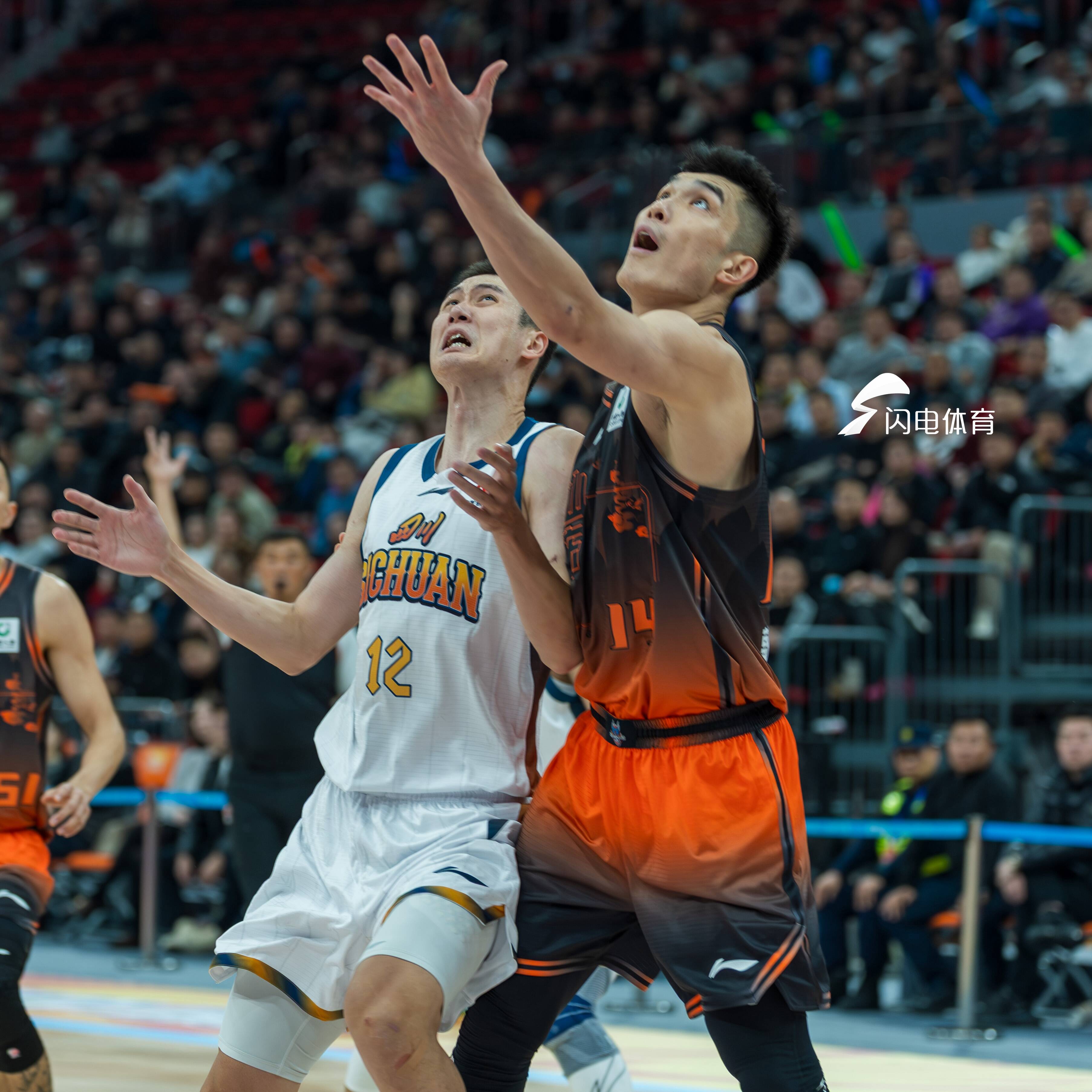 开云登陆入口-这也行？新疆广汇围绕NBA总决赛主帅复盘清晨夏洛特黄蜂调整名单以备NBA常规赛，山东男篮状态回暖备战意大利杯